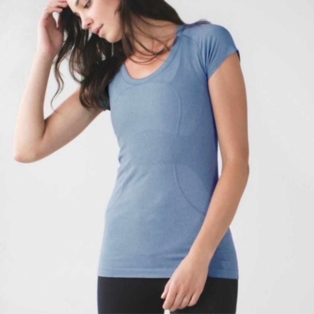 Lululemon Swiftly Tech Blue Gray Short Sleeve Shirt